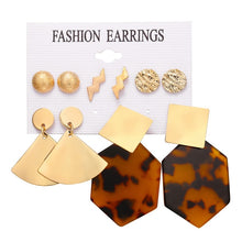 Load image into Gallery viewer, 17KM Women Earrings Set Acrylic Pearl Earrings For Women Bohemian Leopard Tassel Stud Earrings 2020 New Brincos Fashion Jewelry